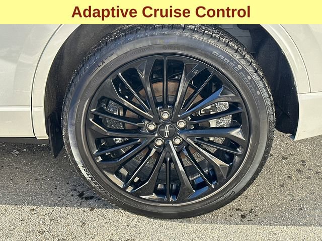 Used 2025 Lincoln Corsair AWD w/ Equipment Group 101A image 9