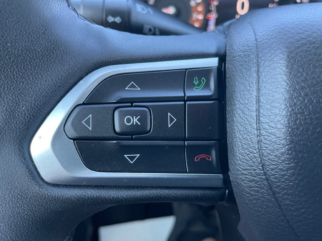 Certified 2023 Jeep Compass Limited w/ Sun and Sound Group AWD/4WD image 35