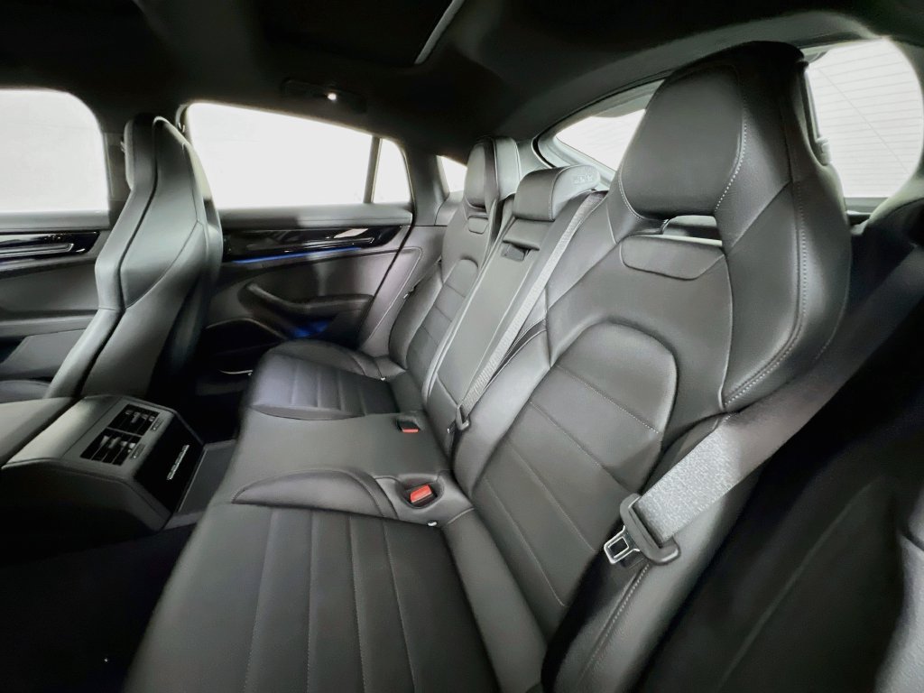 New 2026 Porsche Panamera 4 AWD/4WD image 24