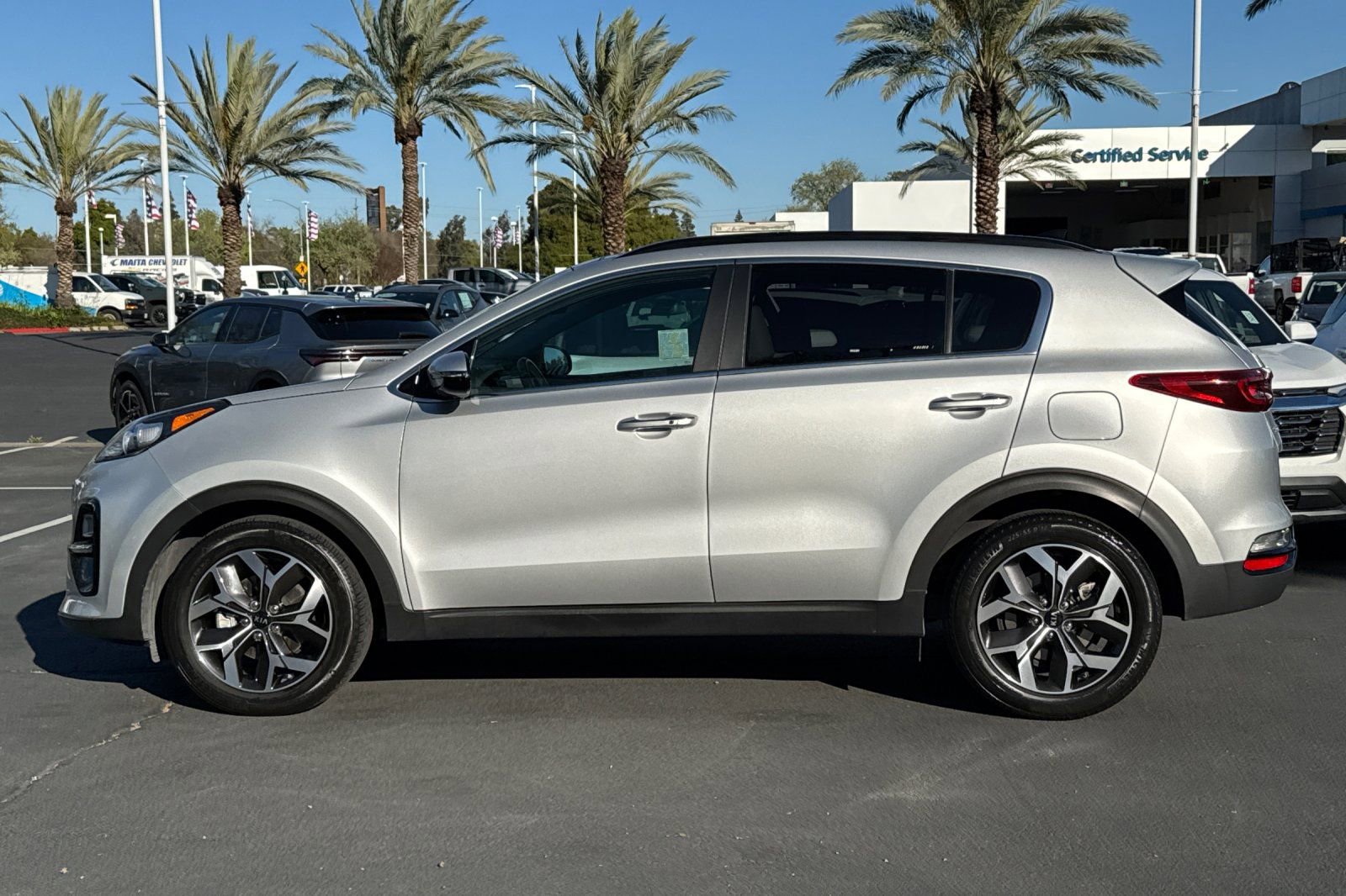 Used 2021 Kia Sportage EX w/ EX Technology Package FWD image 6