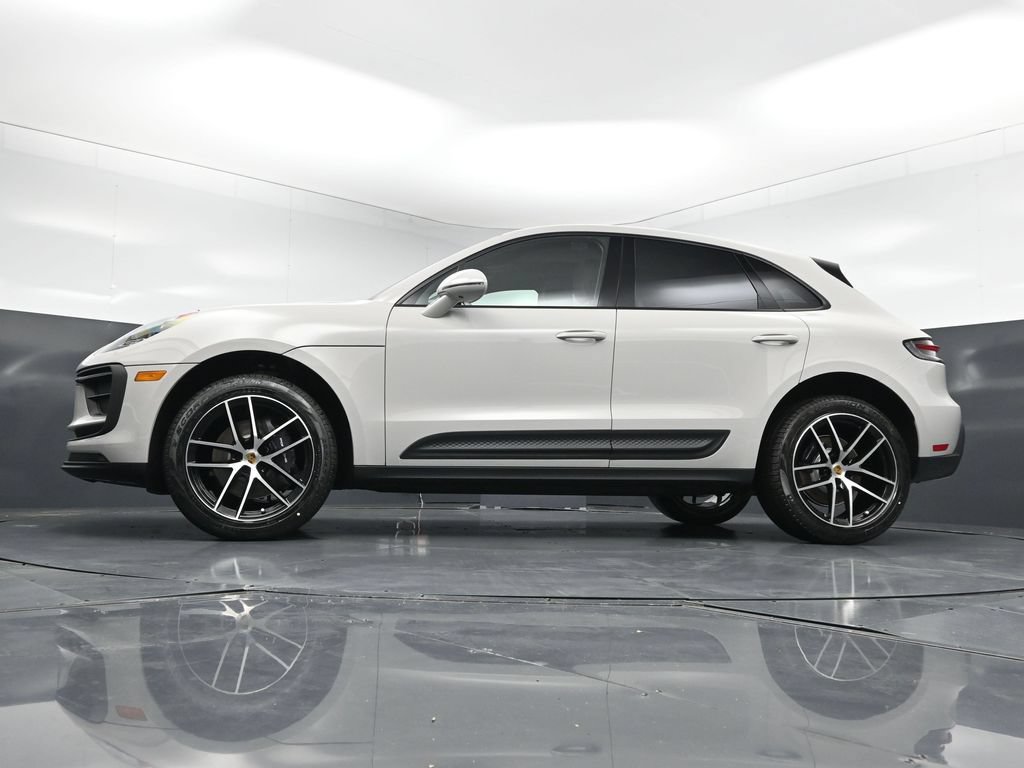 New 2026 Porsche Macan AWD/4WD image 22