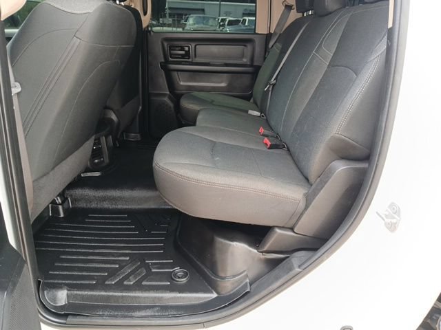 Used 2020 RAM 3500 Tradesman w/ Chrome Appearance Group AWD/4WD image 19