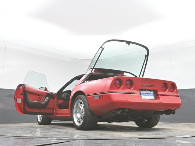 Used 1990 Chevrolet Corvette Coupe RWD image 51