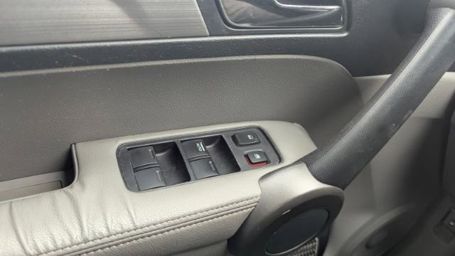 Used 2010 Honda CR-V EX-L image 30