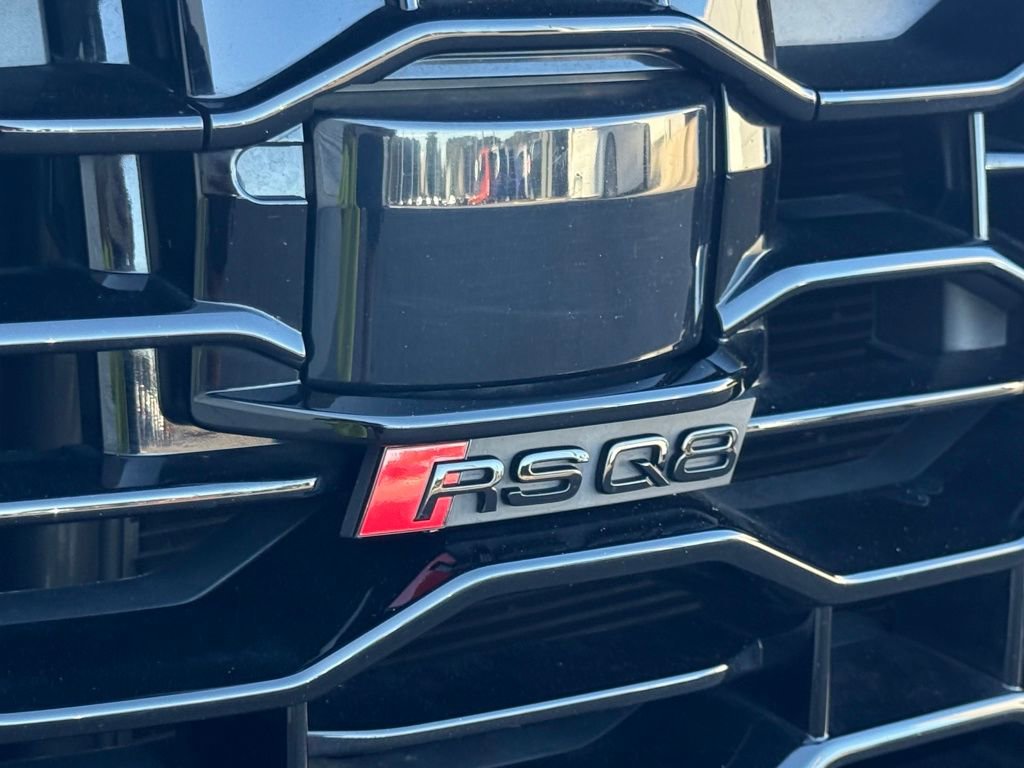 Used 2024 Audi RS Q8 w/ Black Optic Package image 58