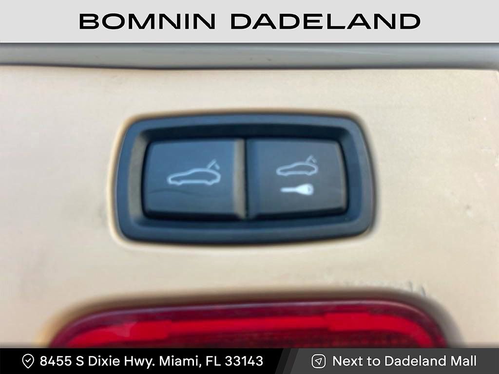 Used 2014 Porsche Cayenne Platinum Edition image 10