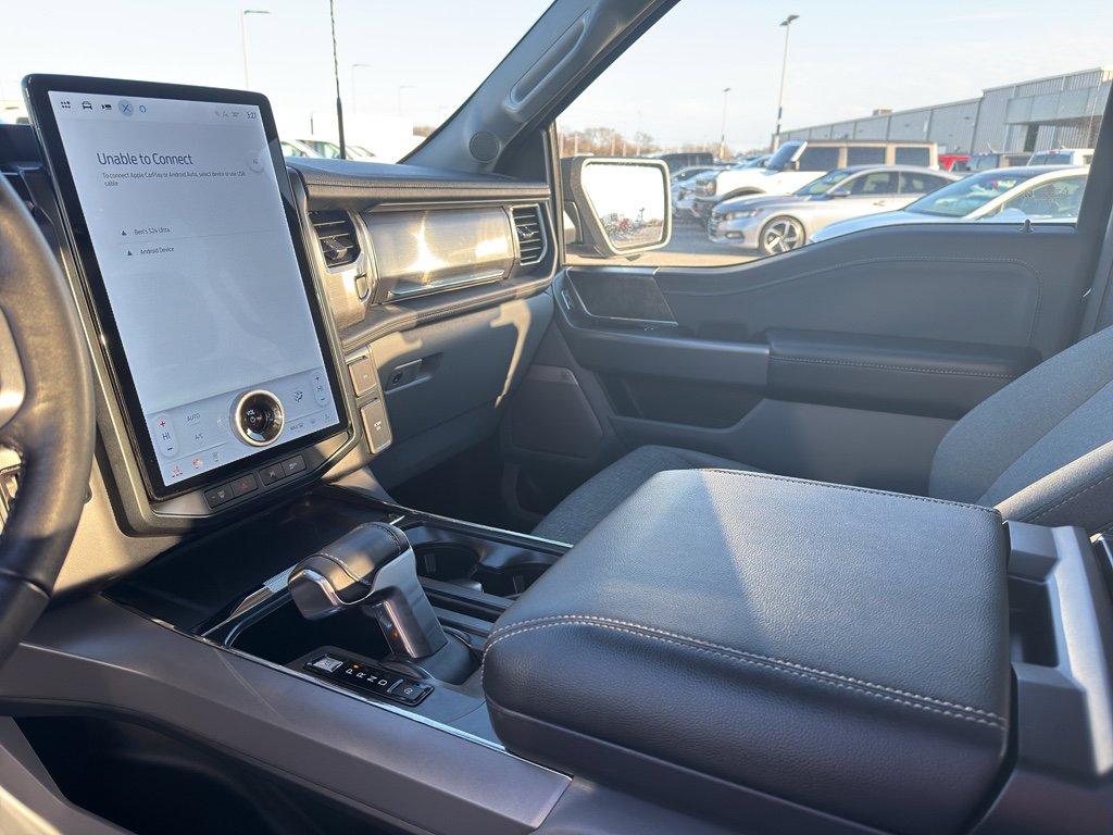 Used 2024 Ford F150 Lightning Flash AWD/4WD image 11