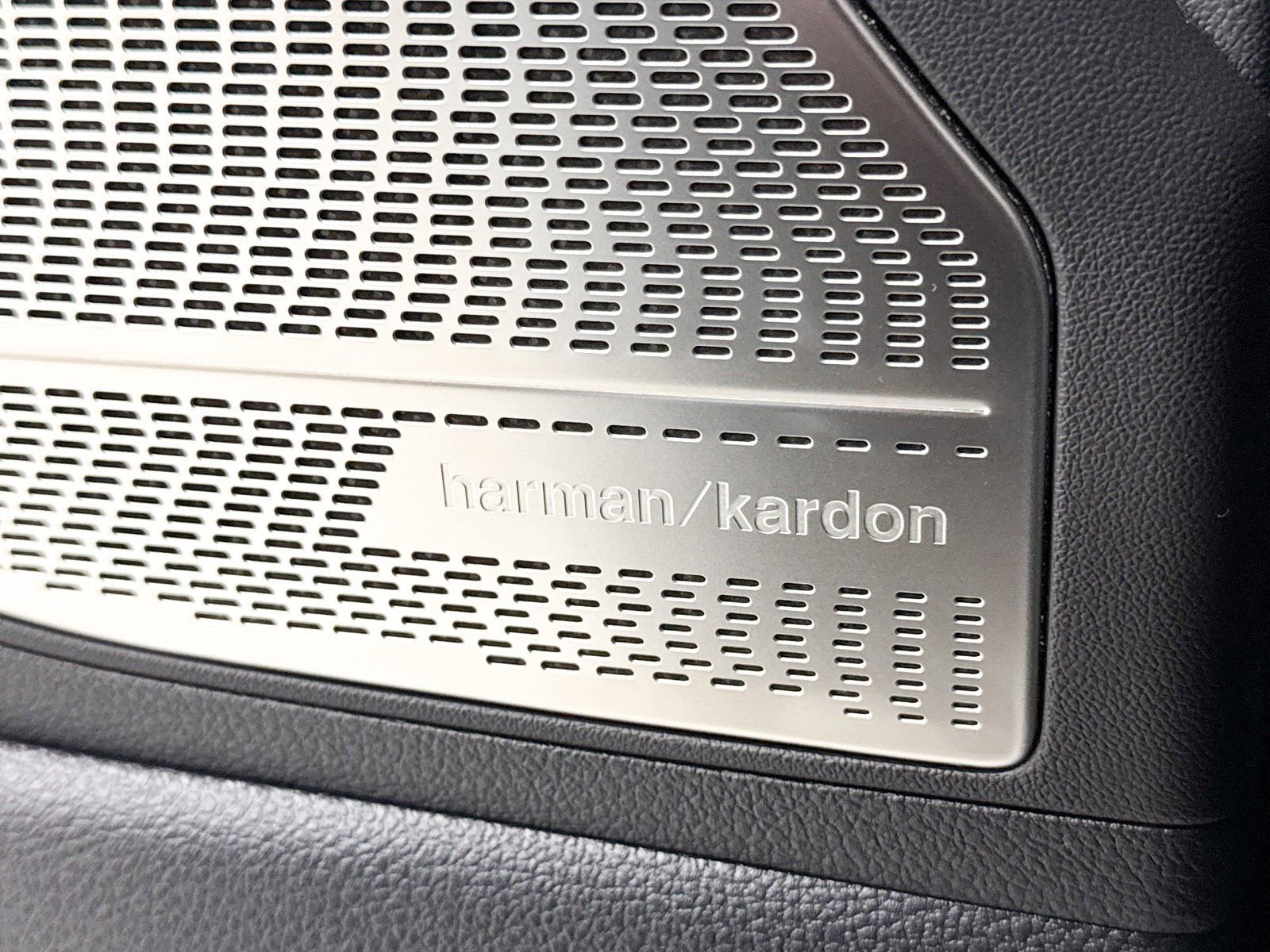 Used 2025 Hyundai Palisade Calligraphy image 7