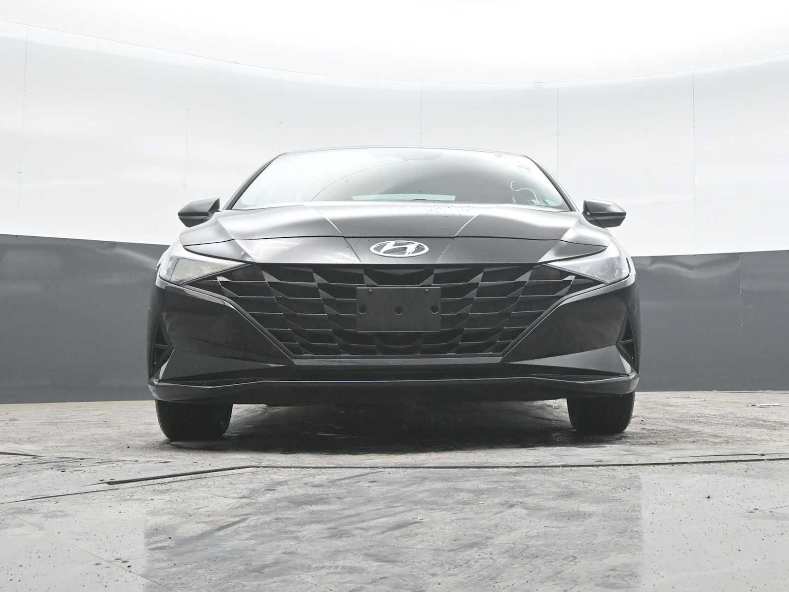 Used 2023 Hyundai Elantra SEL FWD image 42
