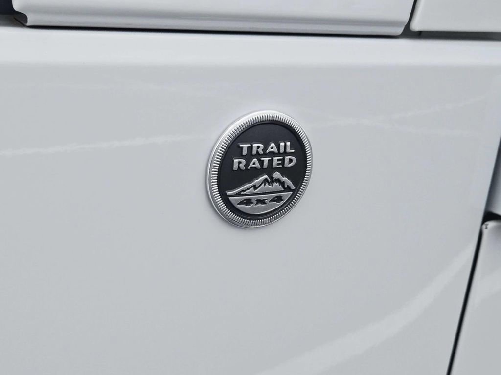 Used 2017 Jeep Wrangler Unlimited Sahara w/ Max Tow Package image 23