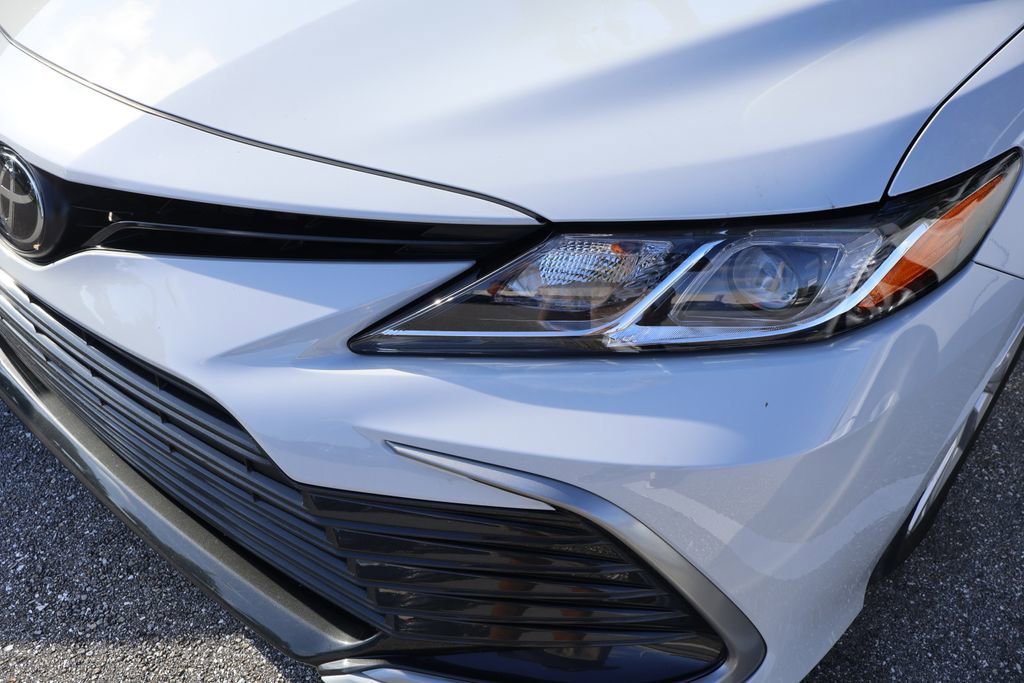 Used 2024 Toyota Camry LE w/ Convenience Package FWD image 3