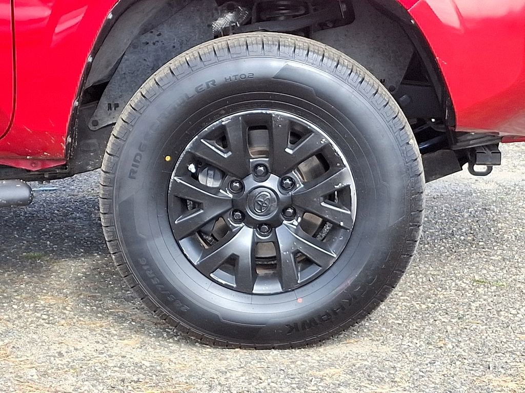 Used 2020 Toyota Tacoma SR image 8