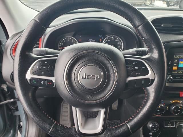 Used 2016 Jeep Renegade Trailhawk image 19