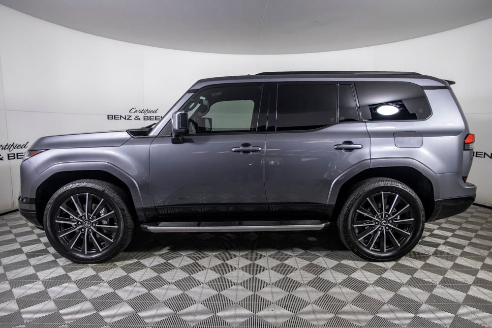 Used 2024 Lexus GX 550 550 Luxury w/ Cold Area Package image 13