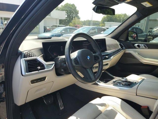 Used 2025 BMW X7 xDrive40i w/ M Sport Package AWD/4WD image 23