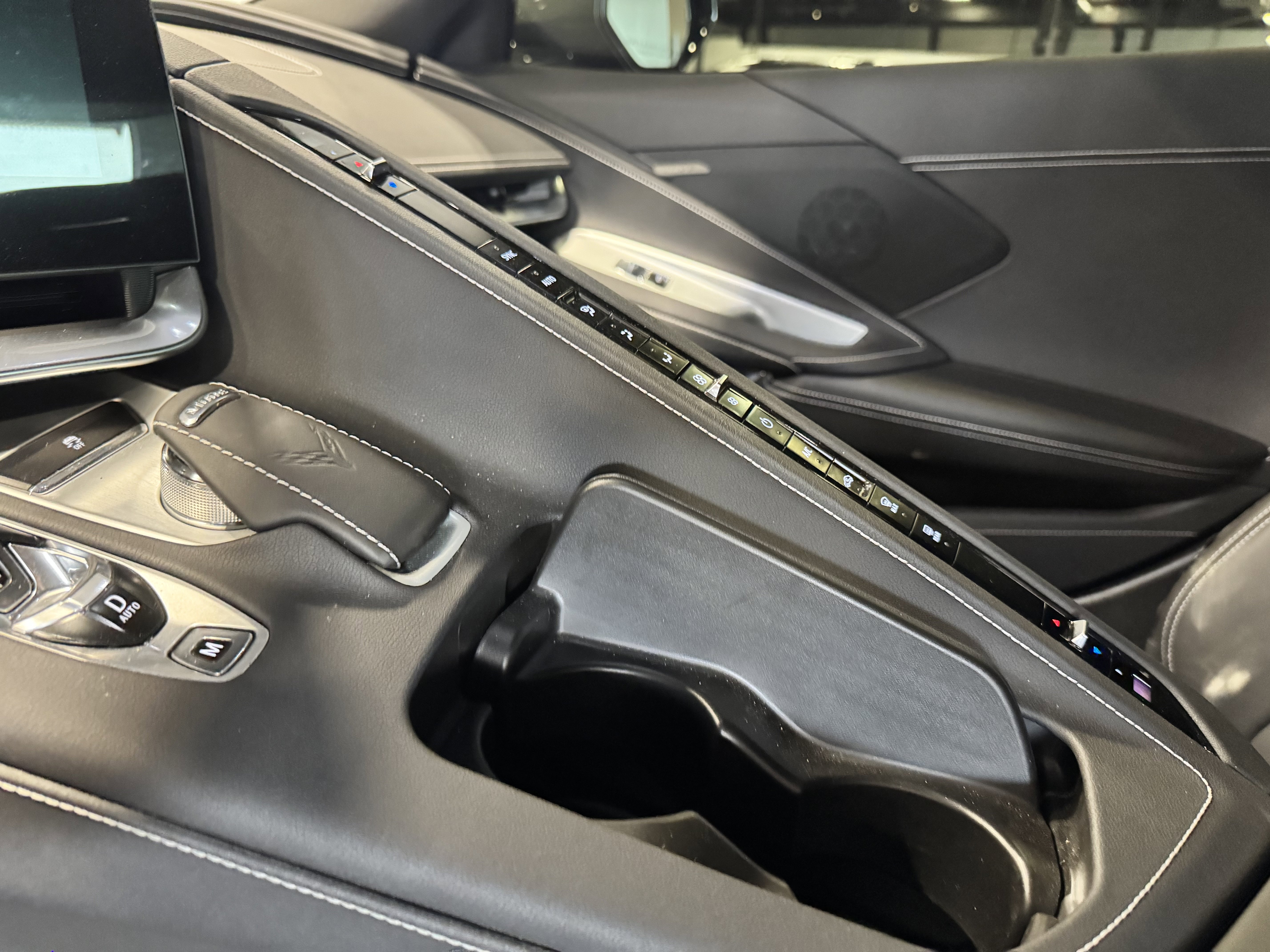 Used 2024 Chevrolet Corvette Stingray Coupe w/ Z51 Performance Package RWD image 11