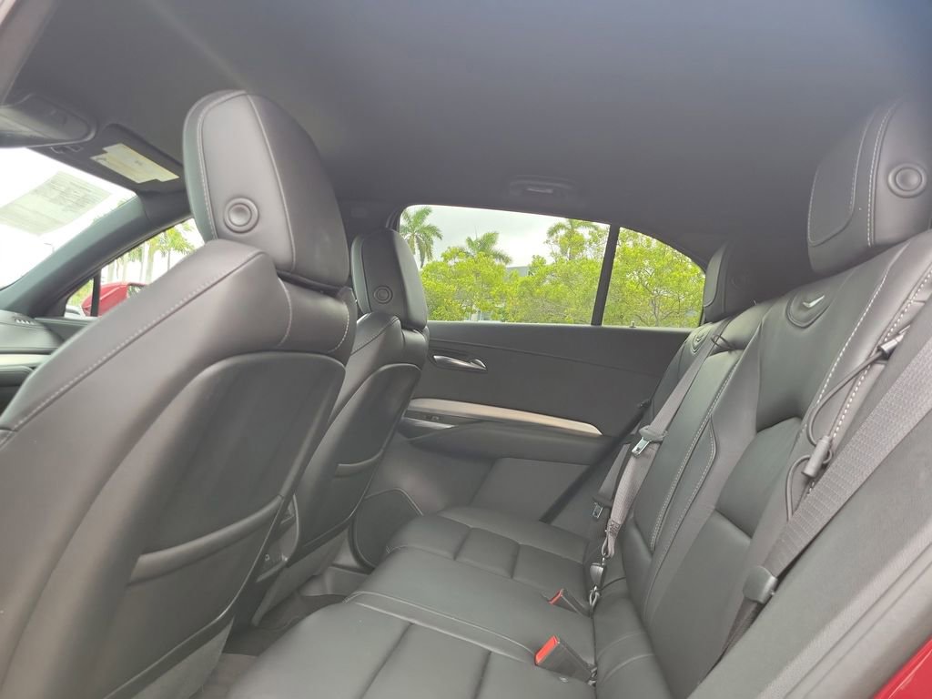 Used 2020 Cadillac XT4 Premium Luxury w/ Driver Awareness Package FWD image 15