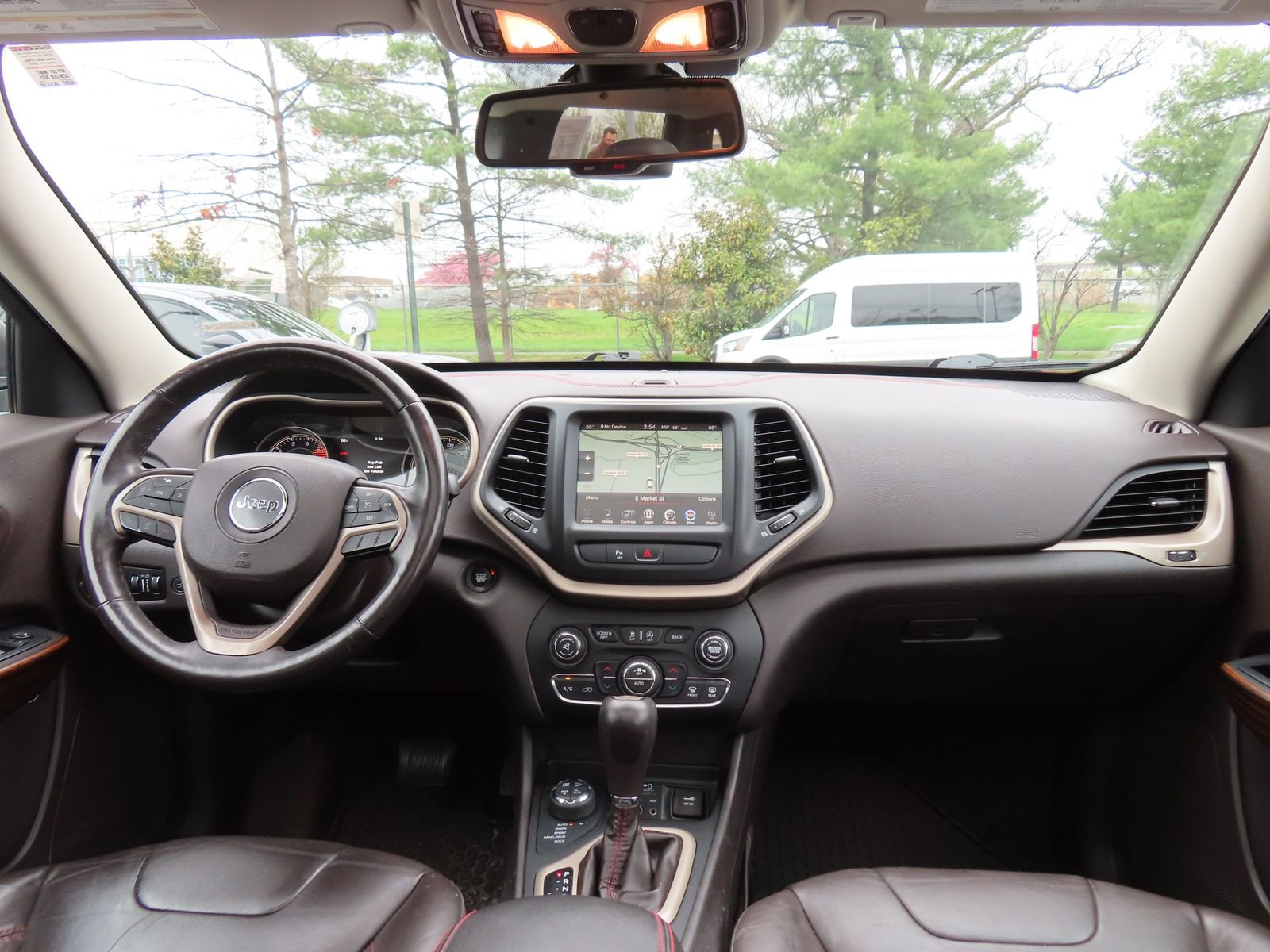 Used 2016 Jeep Cherokee Trailhawk w/ Comfort/Convenience Group image 16