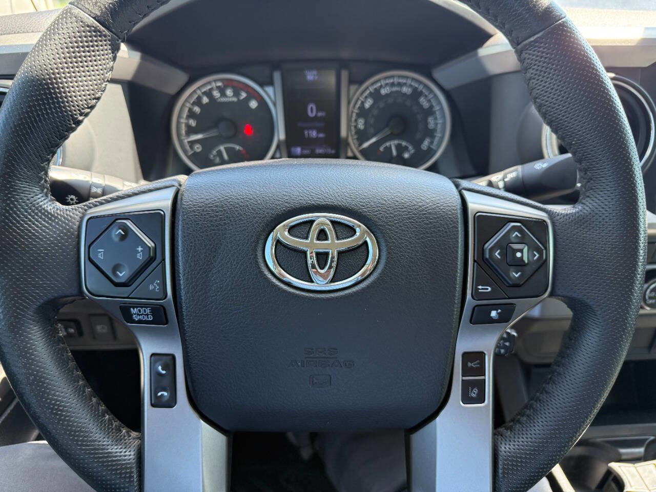 Used 2021 Toyota Tacoma SR5 w/ SR5 Appearance Package (SM) RWD image 14