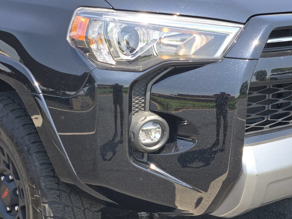 Used 2024 Toyota 4Runner TRD Off-Road Premium w/ Moonroof Package AWD/4WD image 9