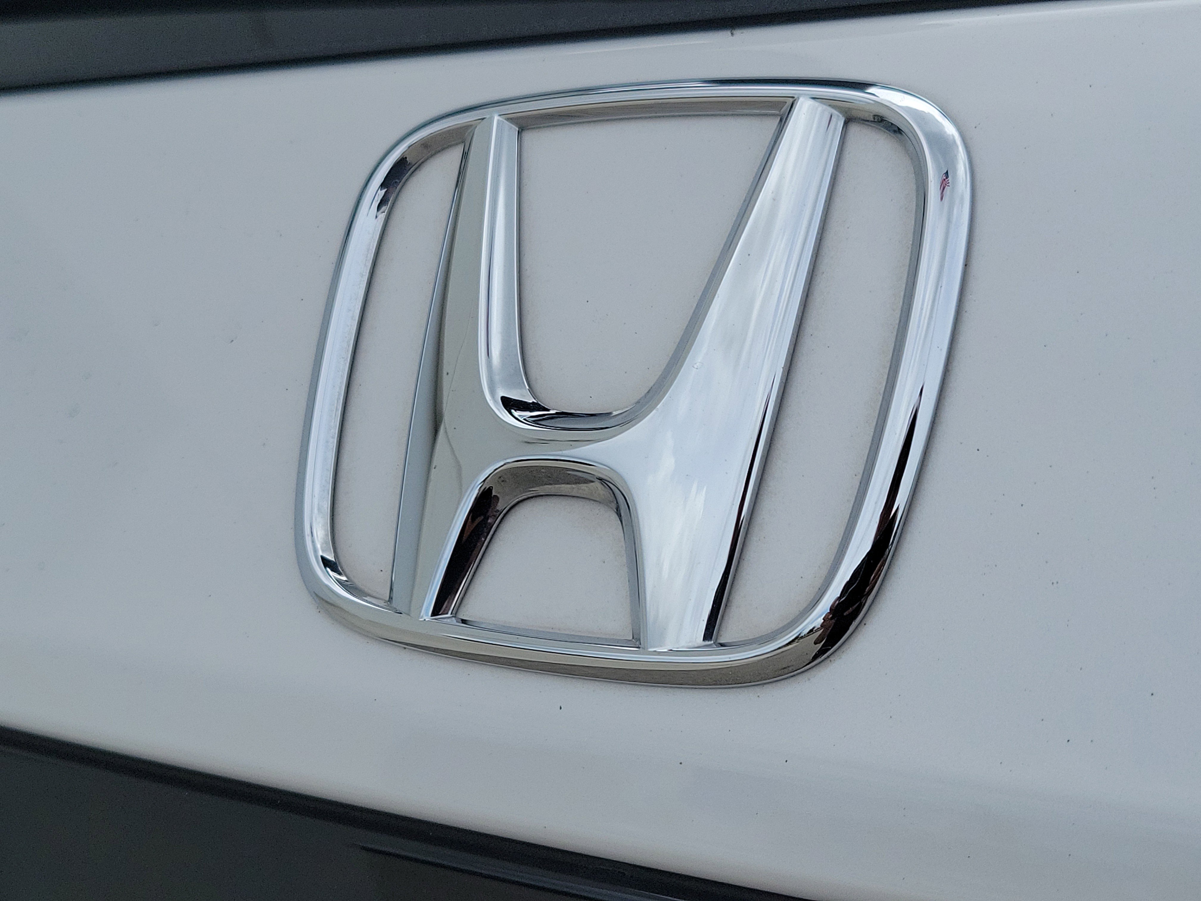 Certified 2025 Honda Pilot Elite image 11
