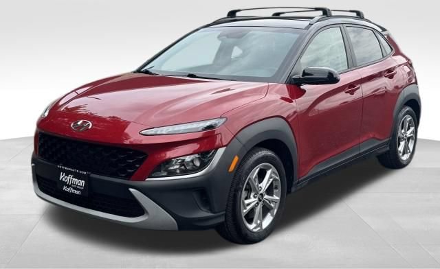 Used 2023 Hyundai Kona SEL AWD/4WD image 3