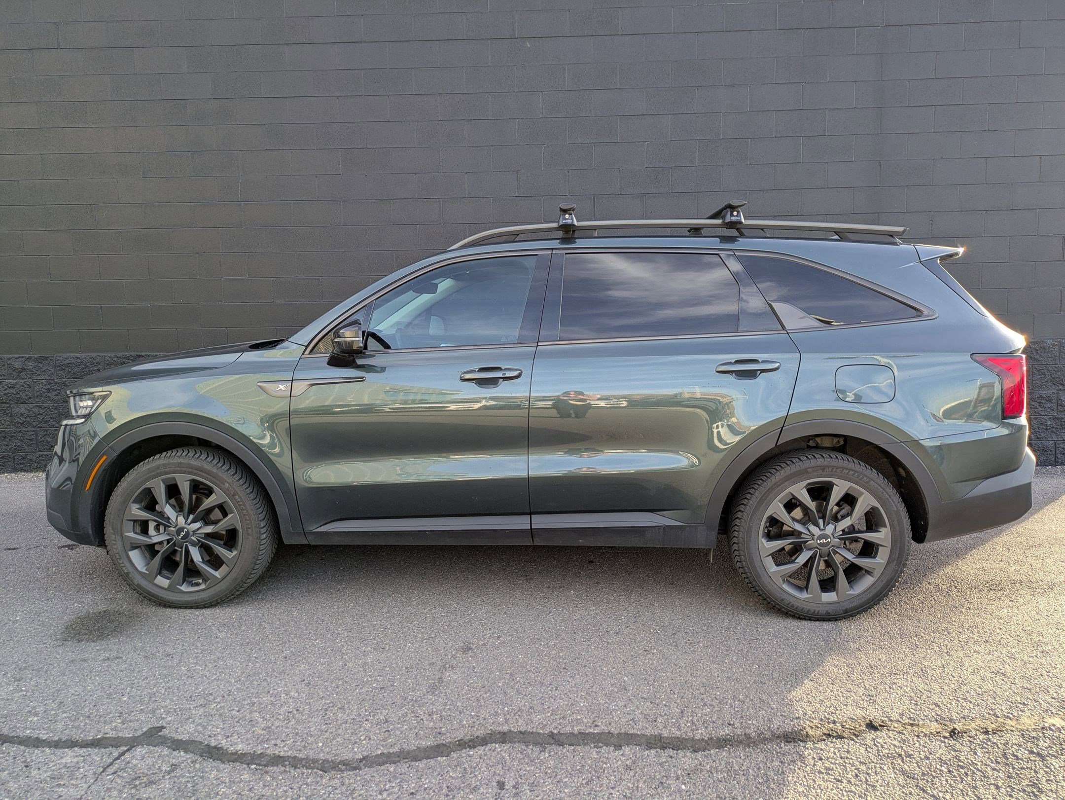 Used 2022 Kia Sorento SX Prestige w/ Rust Color Package image 8