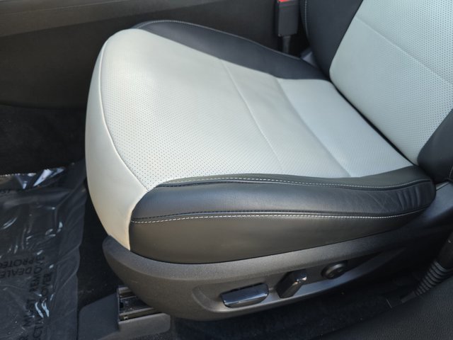 Certified 2025 INFINITI QX55 Essential image 28