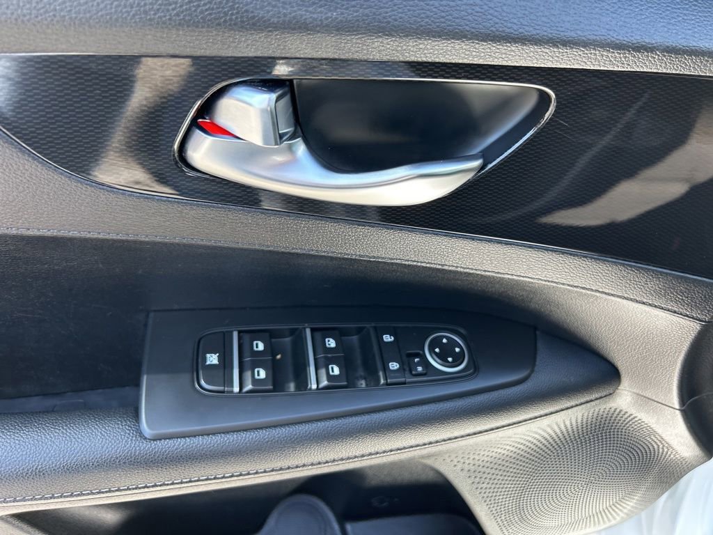 Used 2024 Kia Forte GT-Line FWD image 14