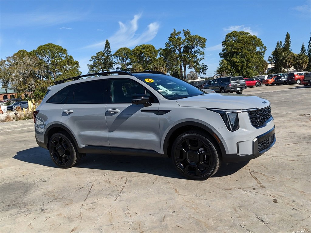 Certified 2025 Kia Sorento SX Prestige image 2