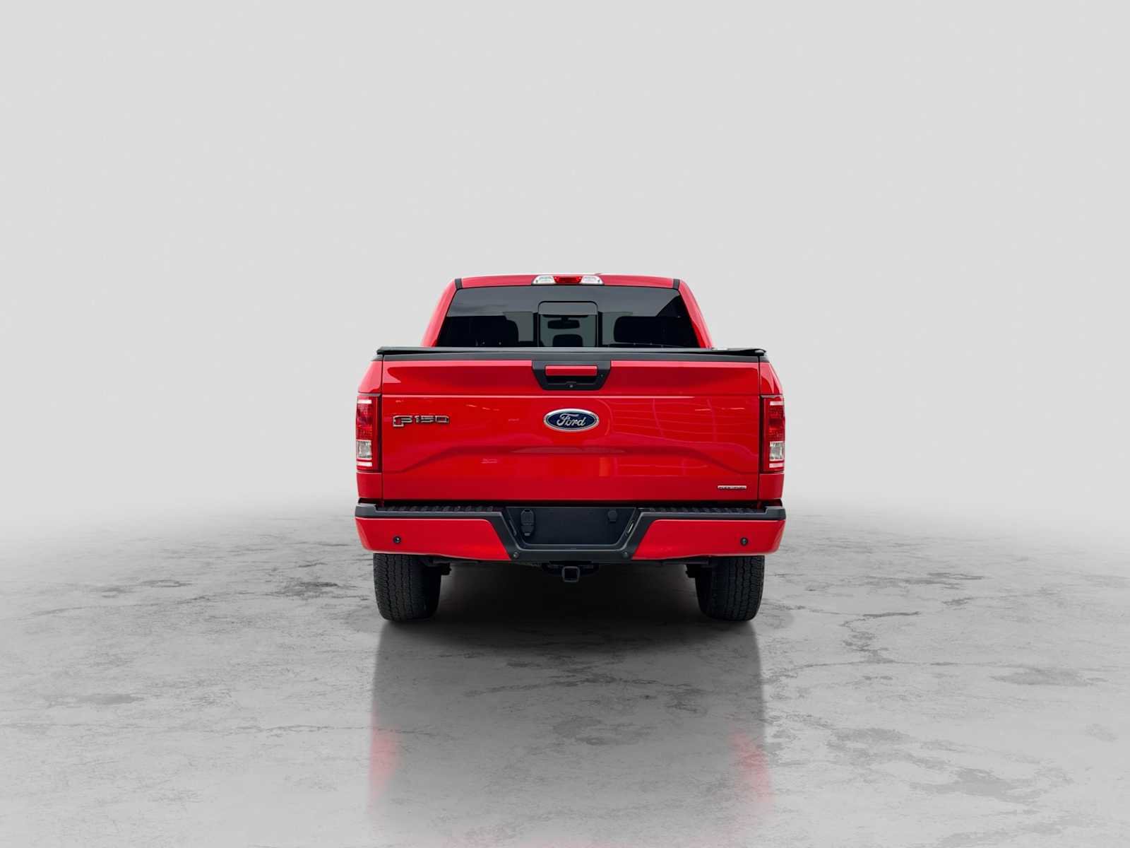 Used 2016 Ford F150 XLT w/ Equipment Group 302A Luxury AWD/4WD image 5