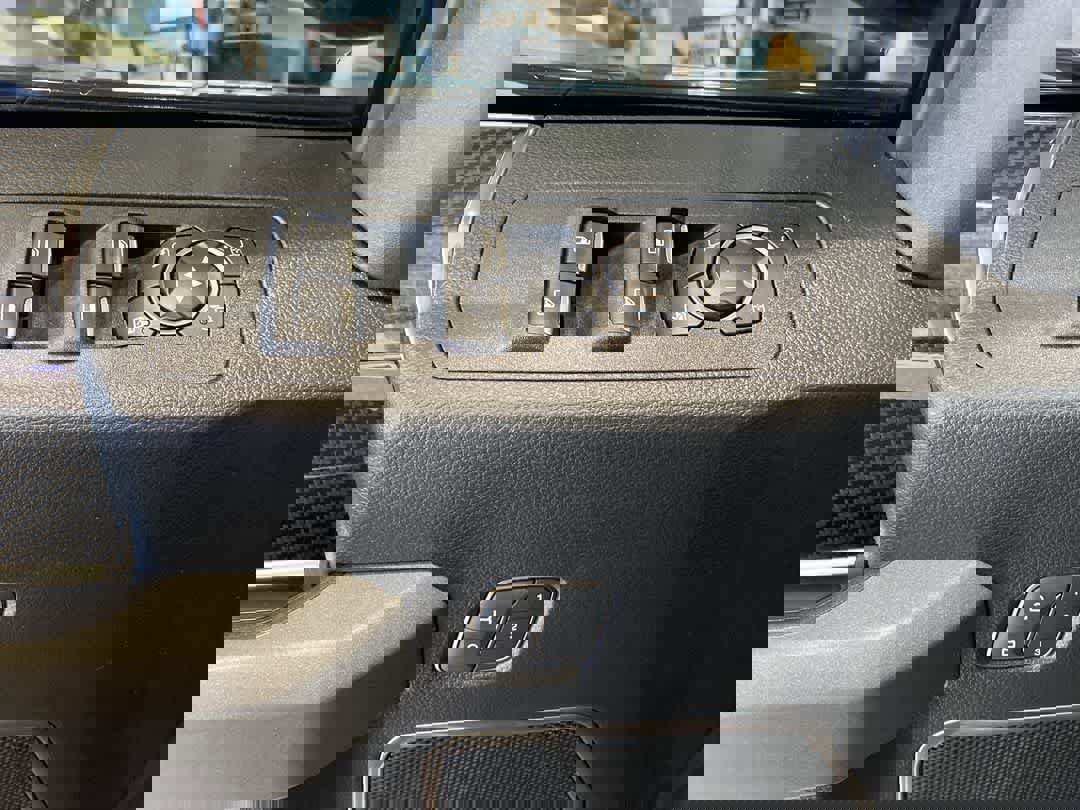 Used 2019 Ford F150 Raptor w/ Equipment Group 802A Luxury image 13