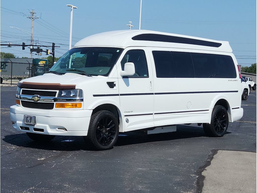 Used 2020 Chevrolet Express 2500 Extended w/ Enhanced Convenience Package RWD image 23