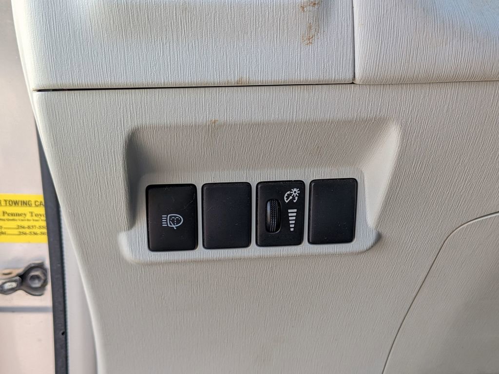 Used 2013 Toyota Prius V Five FWD image 17