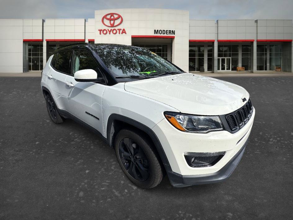 Used 2020 Jeep Compass Latitude FWD image 12