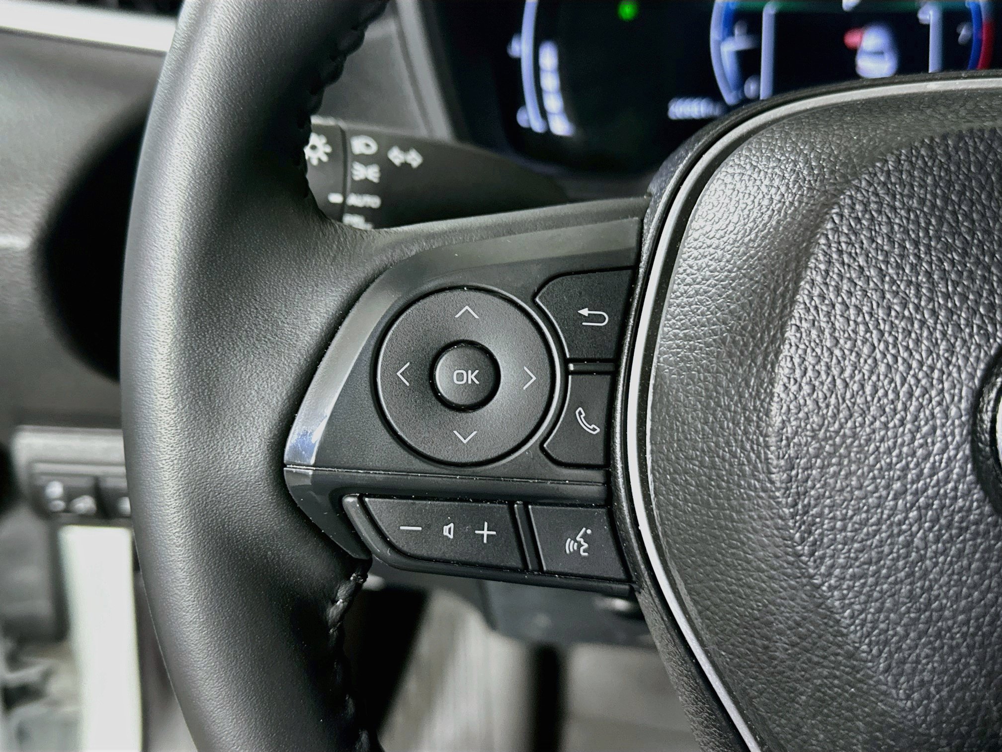 Certified 2026 Toyota Corolla SE FWD image 16