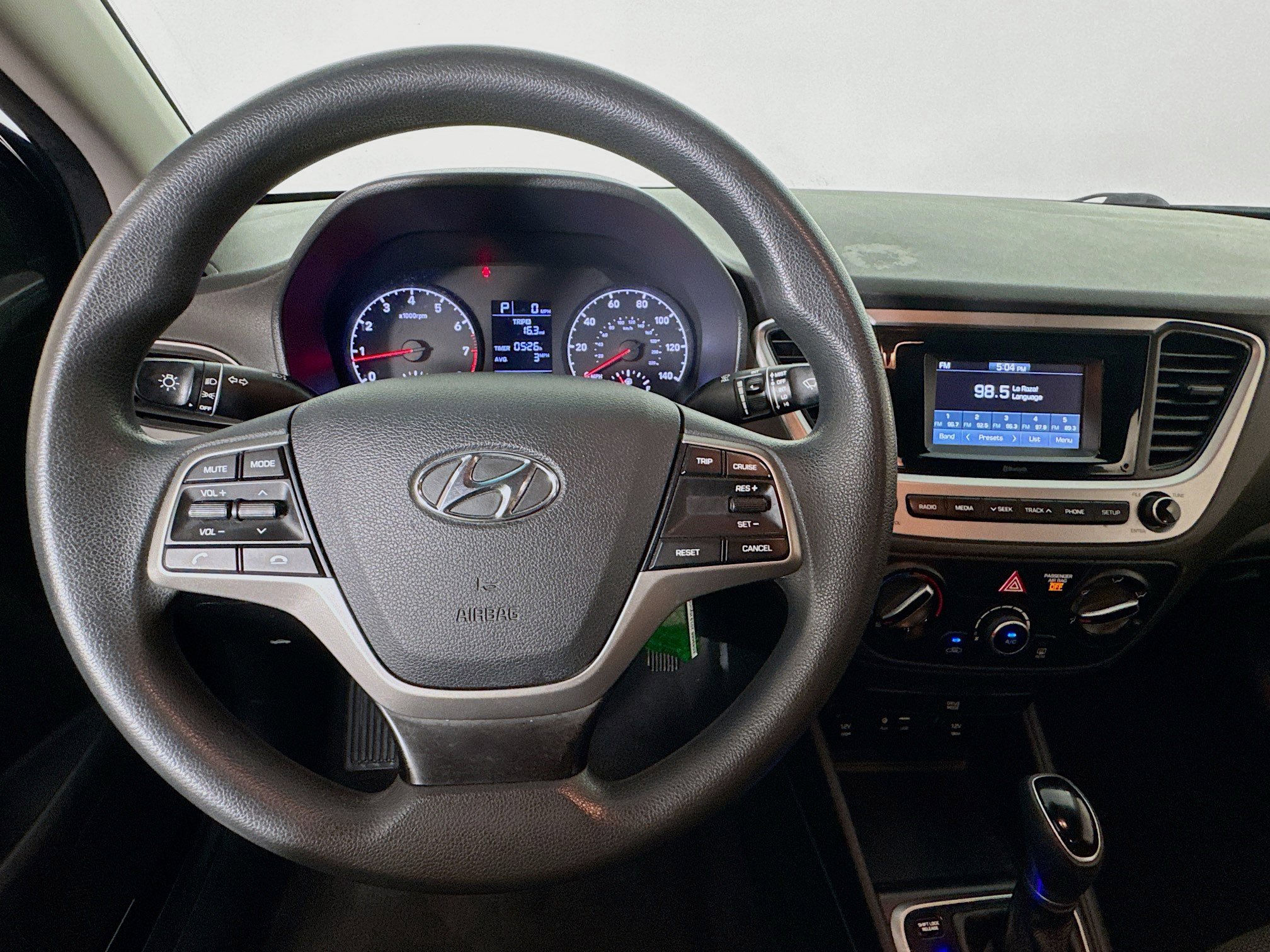 Used 2019 Hyundai Accent SE image 11