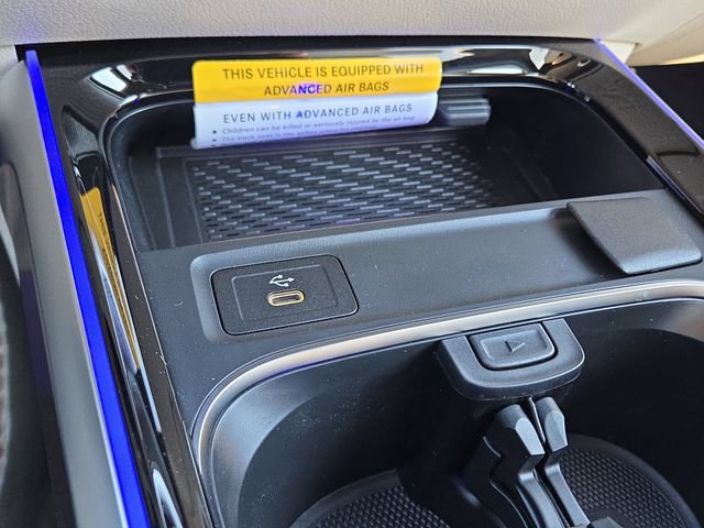 New 2026 Mercedes-Benz GLB 250 4MATIC image 14