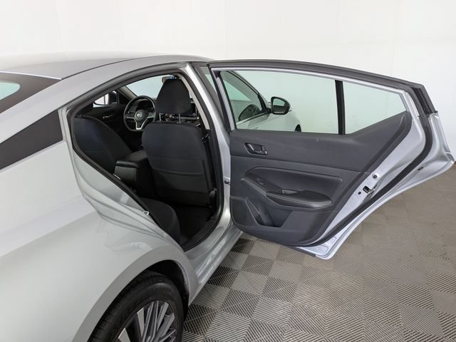 Used 2024 Nissan Altima 2.5 SV FWD image 31