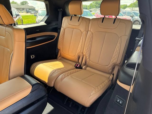 Used 2025 Jeep Grand Cherokee L Summit AWD/4WD image 26