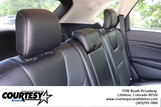 Used 2018 Ford Edge Titanium w/ Technology Package AWD/4WD image 30