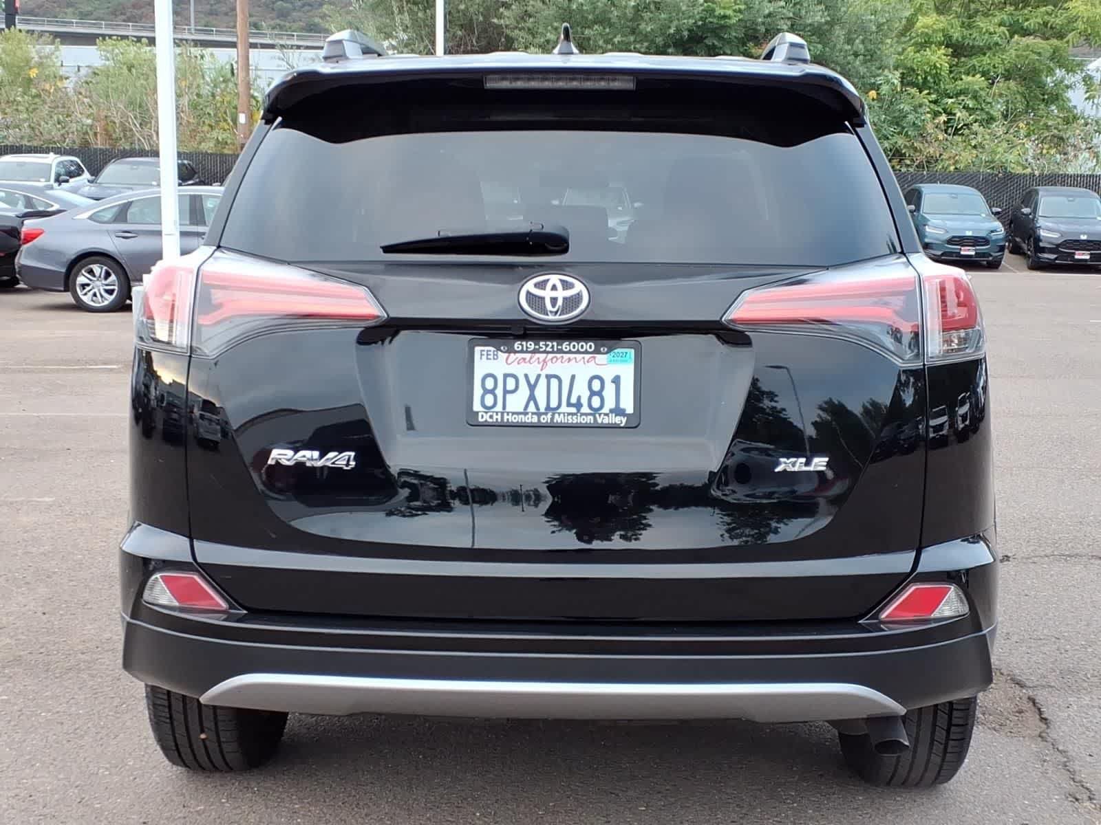 Used 2017 Toyota RAV4 XLE FWD image 5
