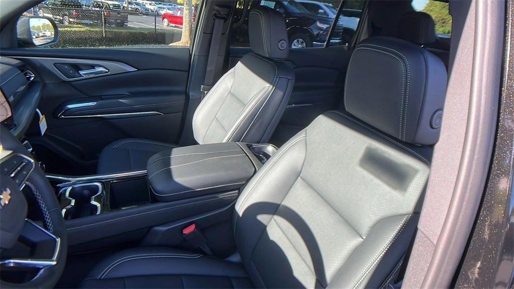 New 2026 Chevrolet Traverse LT image 15