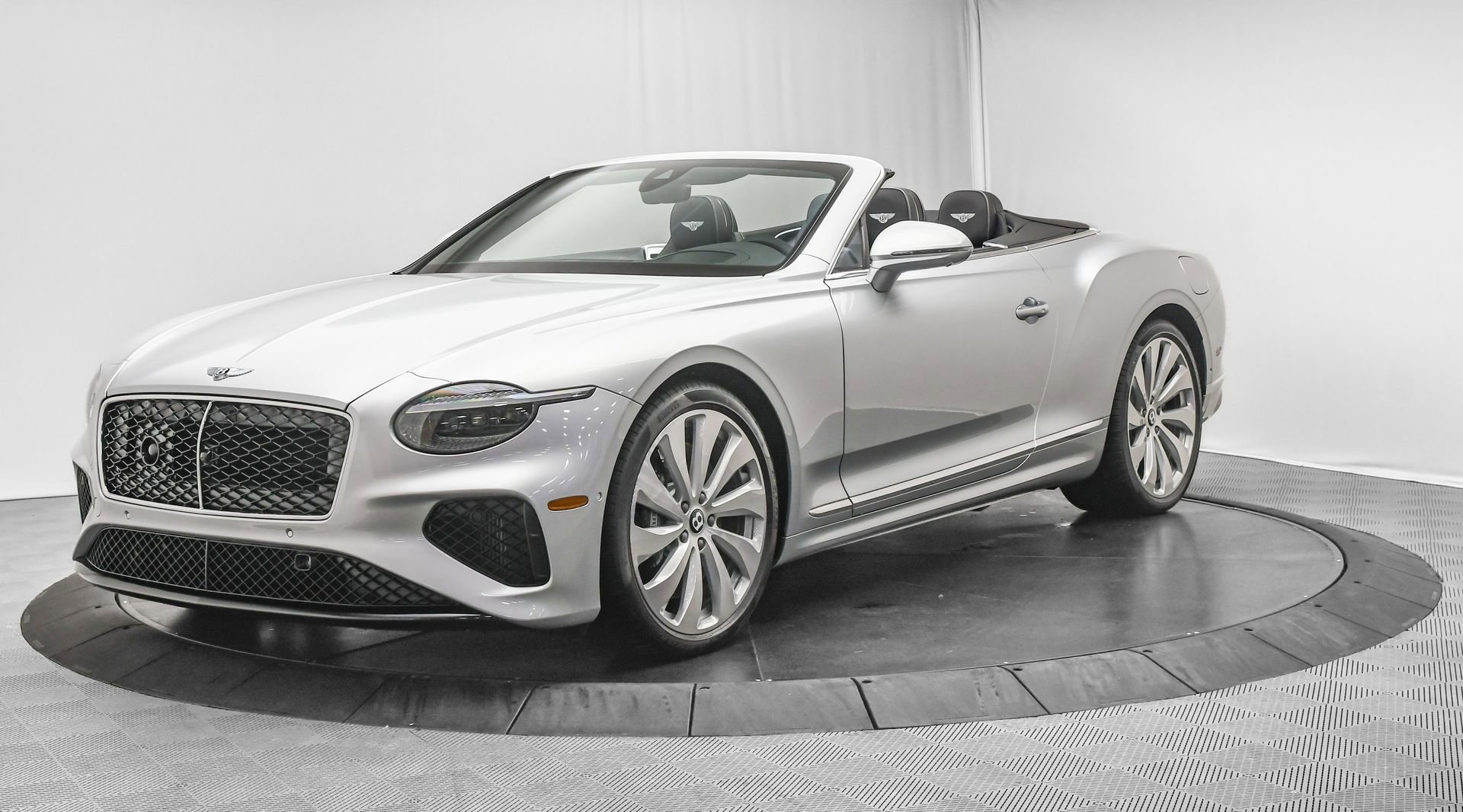 New 2026 Bentley Continental GTC image 8