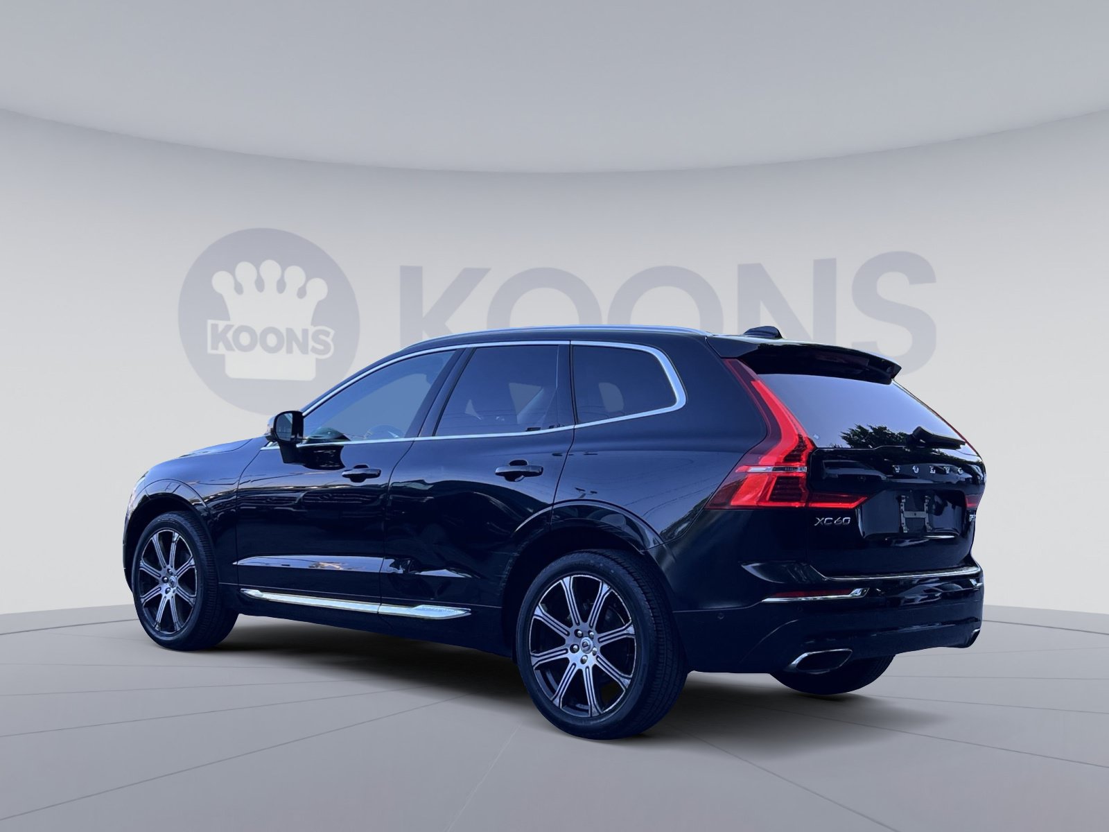 Used 2018 Volvo XC60 T5 Inscription w/ Luxury Seat Package AWD/4WD image 8