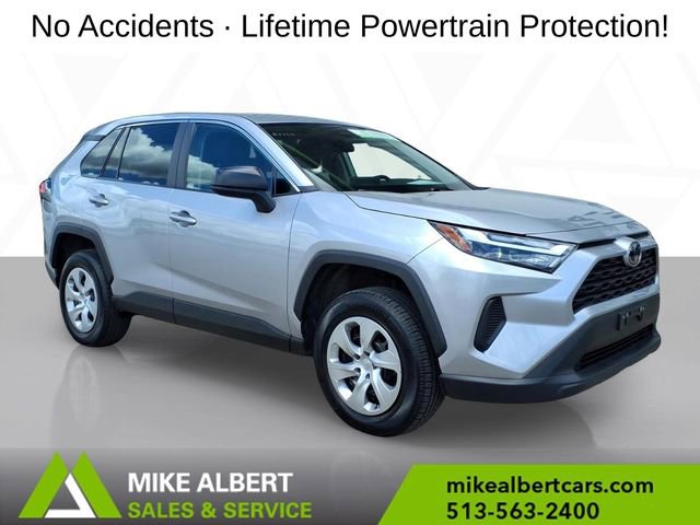 Used 2023 Toyota RAV4 LE AWD/4WD image 1
