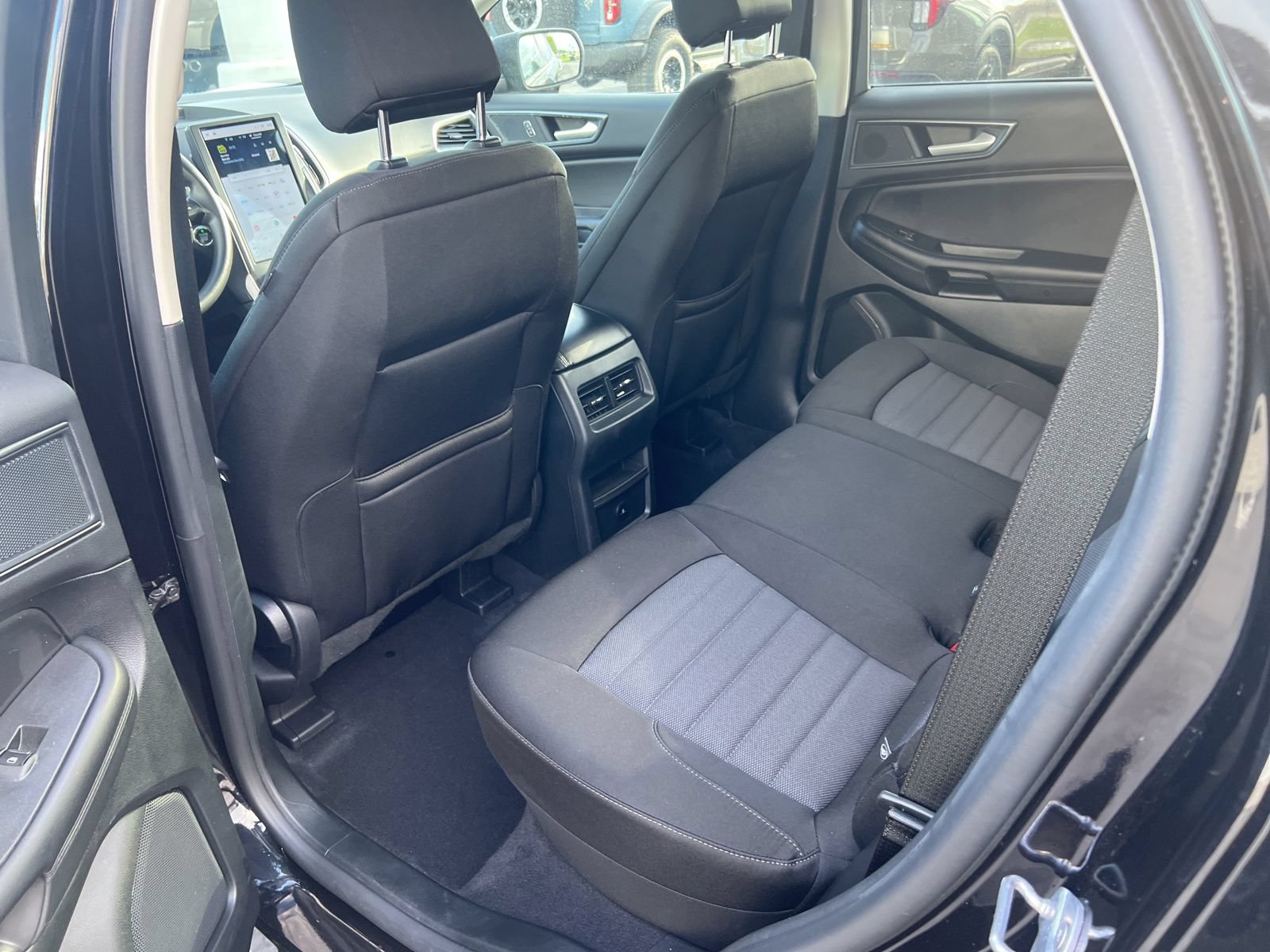 Used 2024 Ford Edge SE AWD/4WD image 37