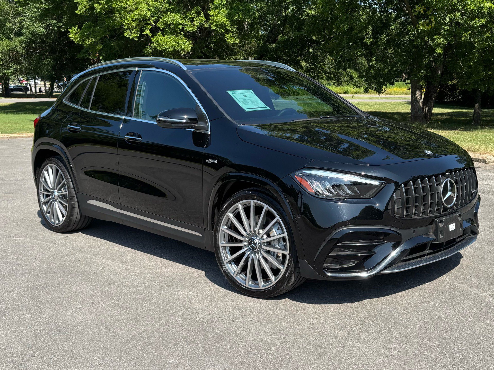 Used 2024 Mercedes-Benz GLA 35 AMG 4MATIC video 1