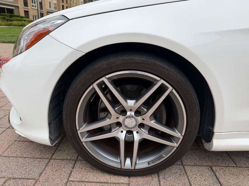 Used 2016 Mercedes-Benz E 400 4MATIC Coupe image 28
