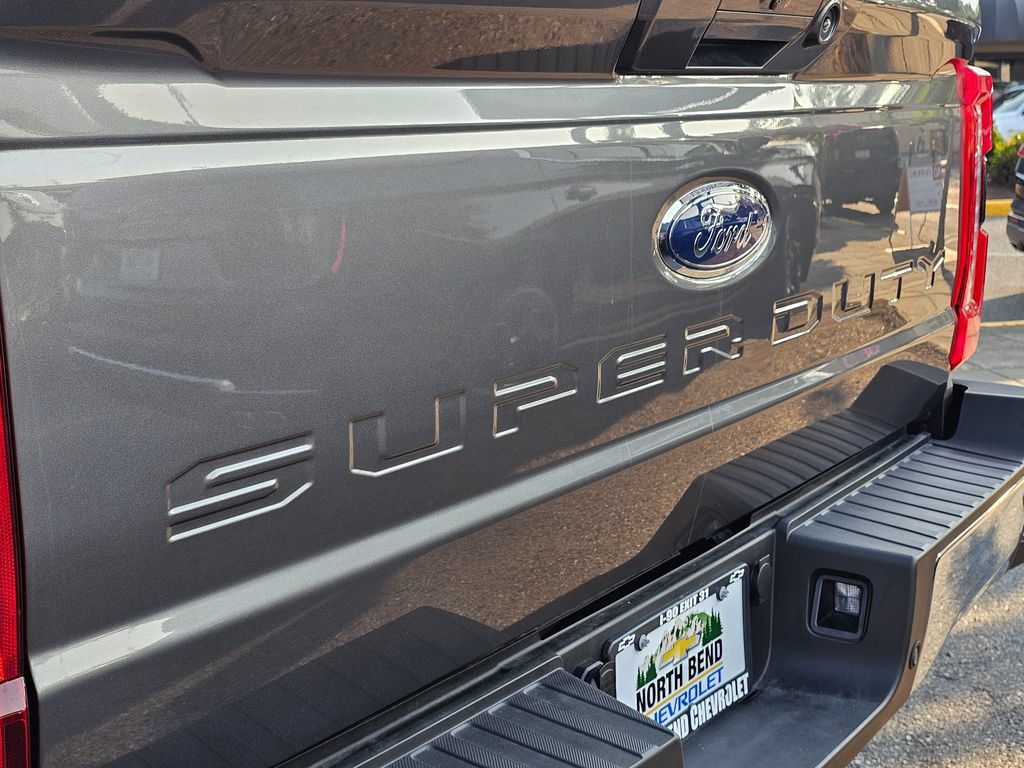 Used 2026 Ford F350 Lariat AWD/4WD image 10